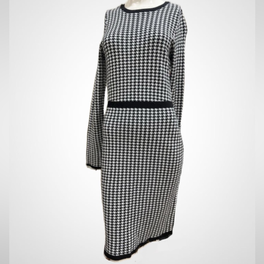 Heidi Weisel’s MIXT Houndstooth Sweater Dress L